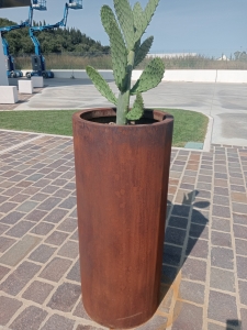 Realizzazione di Vasi in lamiera corten